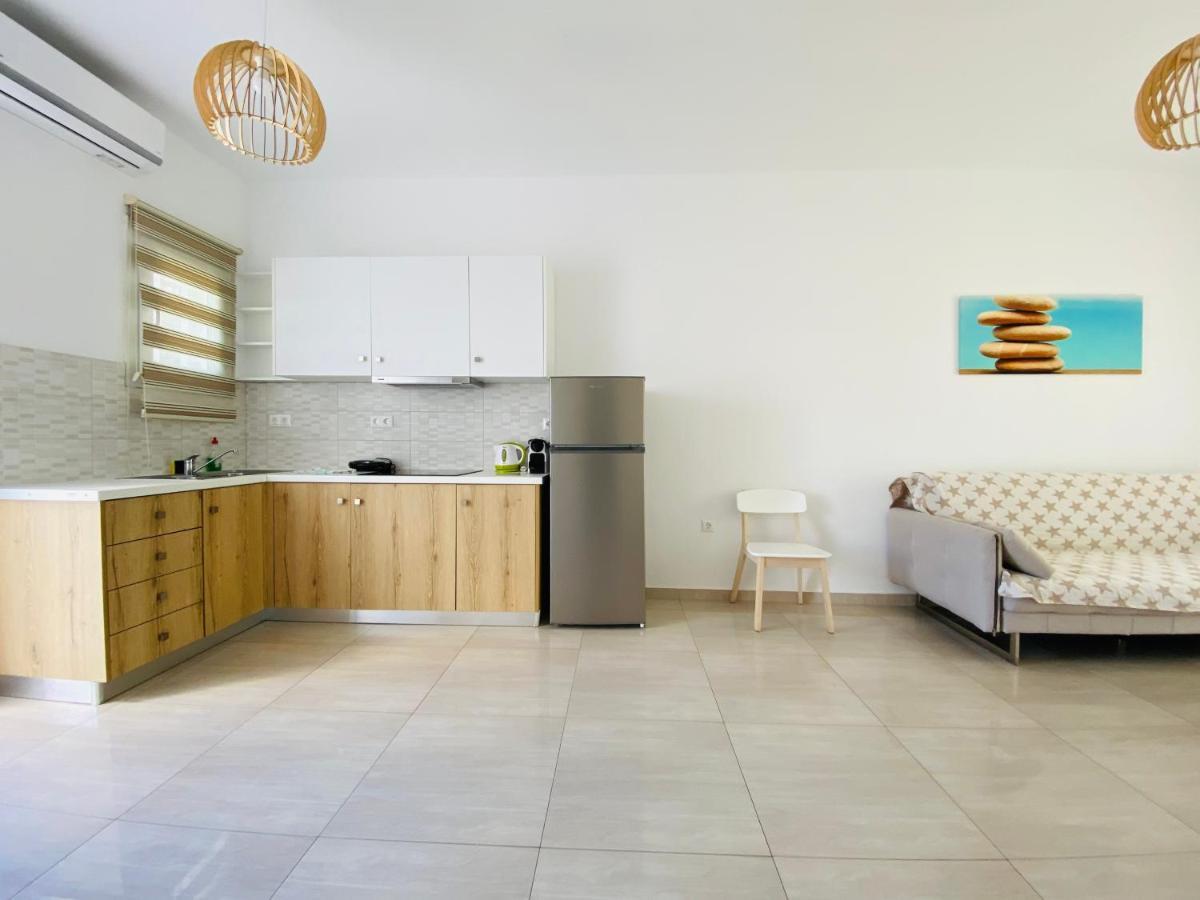 Eleftheria Hotel & Apartments オルノス エクステリア 写真