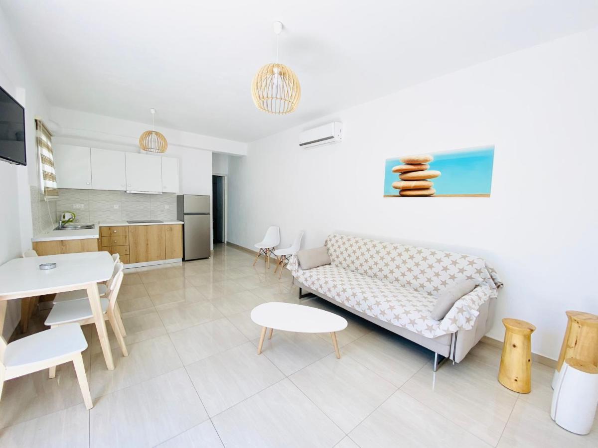Eleftheria Hotel & Apartments オルノス エクステリア 写真
