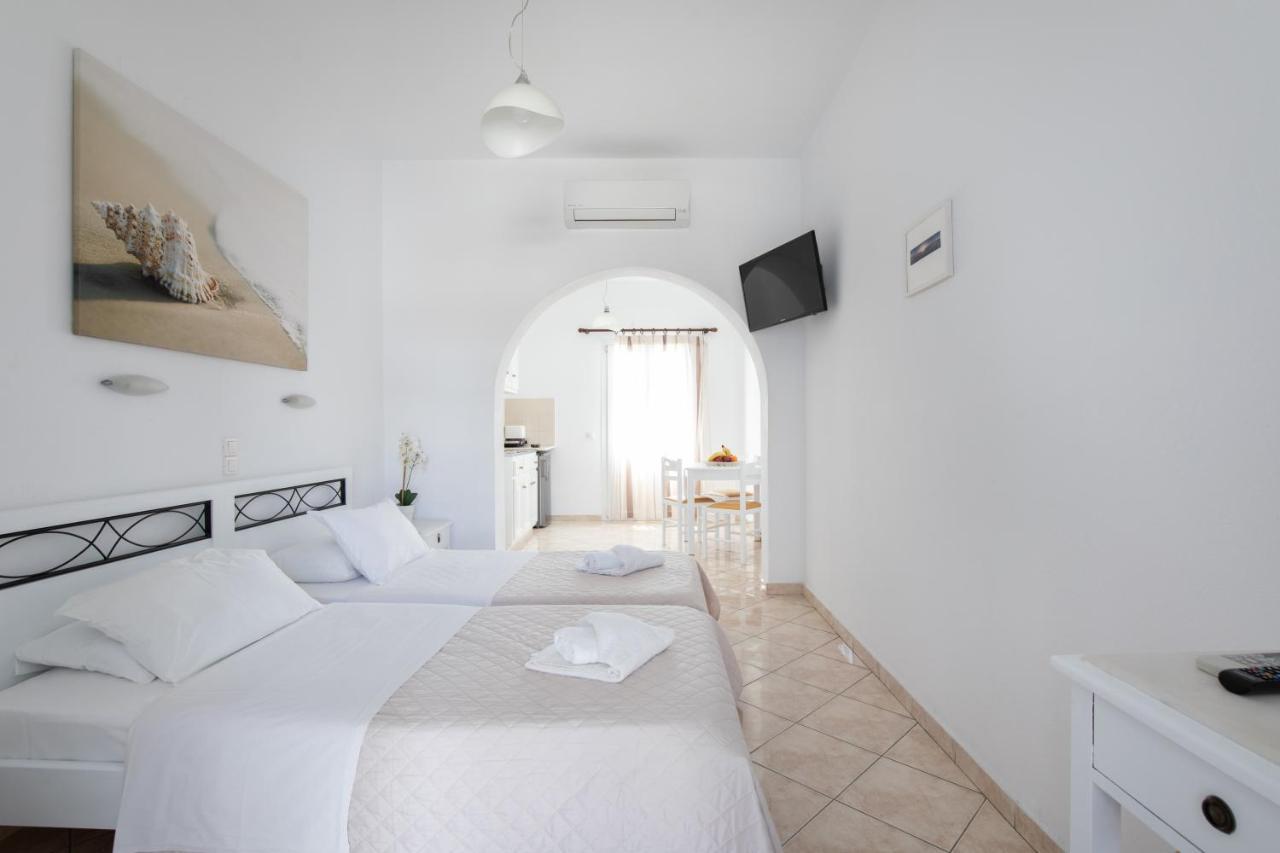 Eleftheria Hotel & Apartments オルノス エクステリア 写真